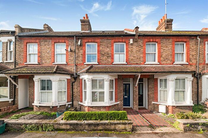 3 Bedroom Terraced House For Sale In Kings Road, Sutton, SM2