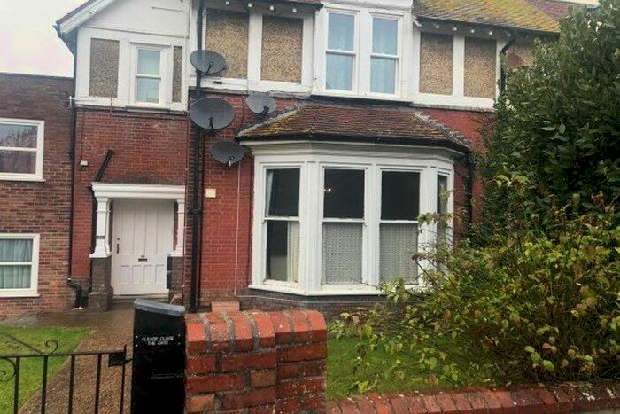 Studio To Rent In Carlton Road North, Weymouth, DT4