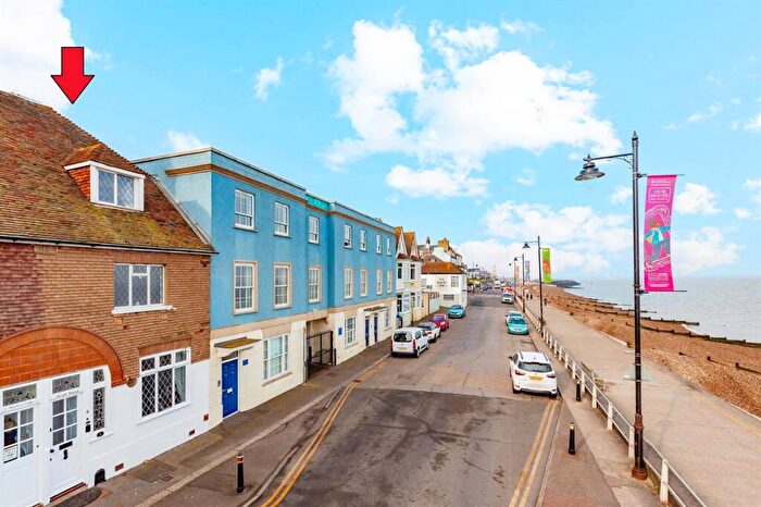 3 Bedroom Terraced House For Sale In Central Parade, Herne Bay, CT6