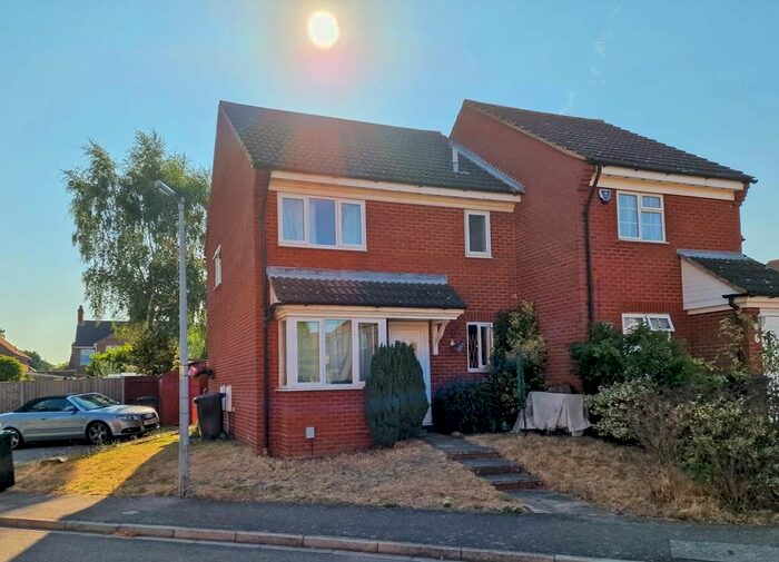 1 Bedroom Property To Rent In The Paddocks, Flitwick, MK45