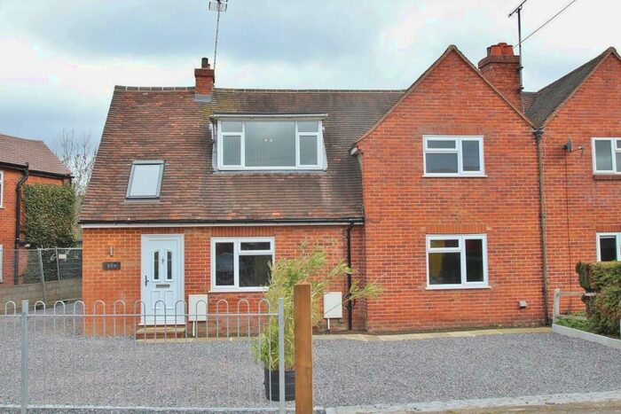 2 Bedroom Apartment To Rent In Horseshoe Road, Pangbourne, RG8