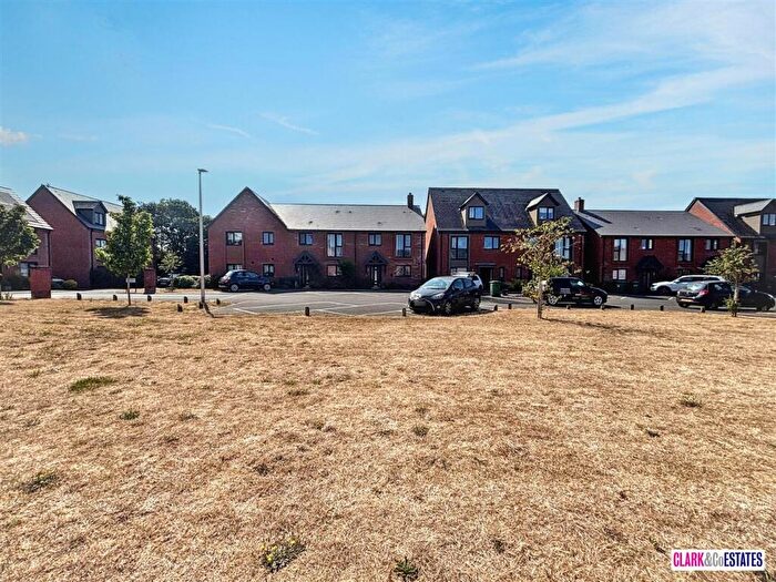 3 Bedroom End Of Terrace House For Sale In Whimbrel Court, Topsham, EX3