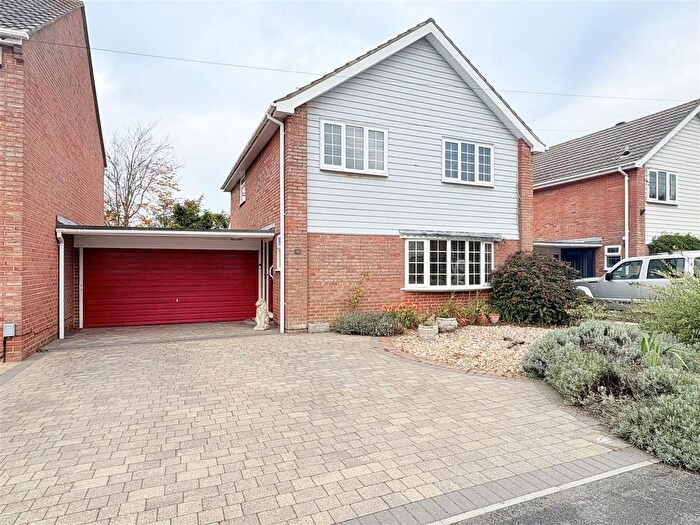 3 Bedroom Detached House For Sale In Canterbury Road, Stubbington, Fareham, PO14