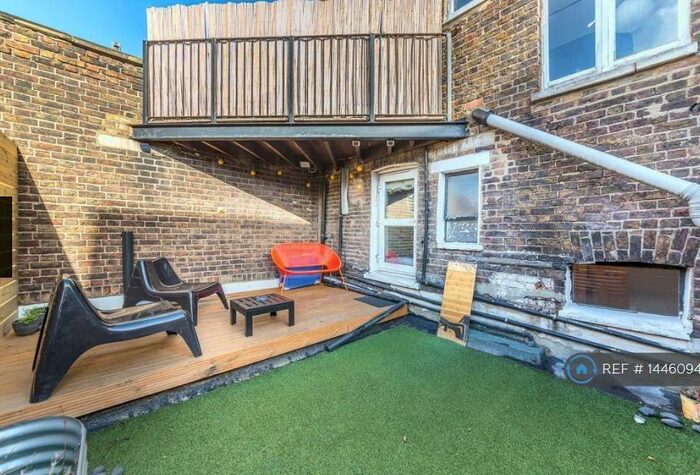 1 Bedroom Flat To Rent In Upper Street, London, N1