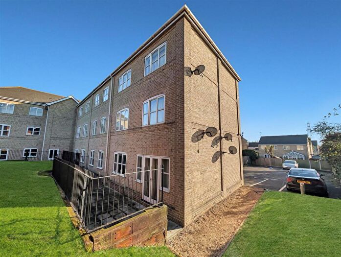 3 Bedroom Apartment To Rent In Capstan Place, Colchester, CO4