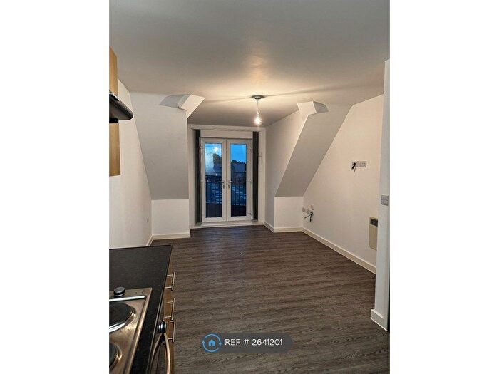 1 Bedroom Flat To Rent In West Gate, Long Eaton, NG10