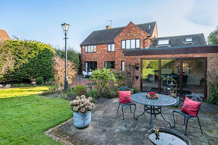 5 Bedroom Detached House For Sale In Oxfordshire, OX39