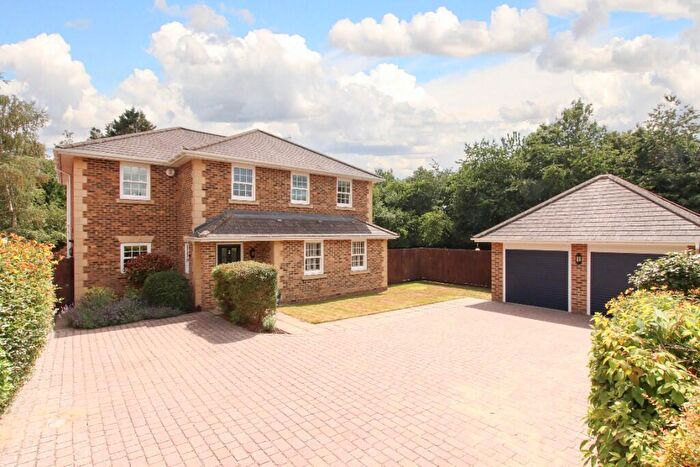 4 Bedroom Detached House For Sale In Hockeridge View, Oakwood, Berkhamsted, Hertfordshire, HP4