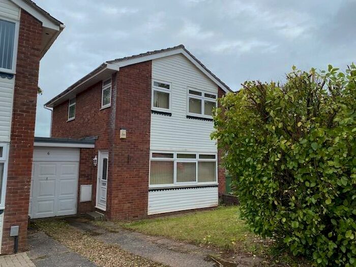 3 Bedroom Detached House To Rent In Azalea Close, Cardiff, CF23
