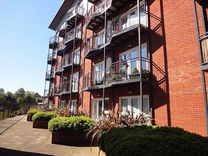 1 Bedroom Property To Rent In New North Road, Exeter, EX4