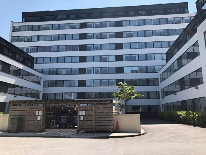 2 Bedroom Apartment To Rent In Trident Apartments, Sale, Greater Manchester, M33