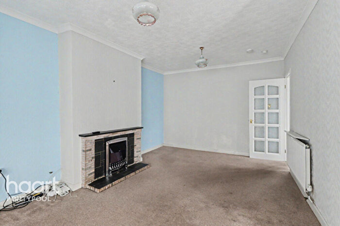 2 Bedroom Semi-Detached Bungalow For Sale In Heol Teilo, Pontypool, NP4