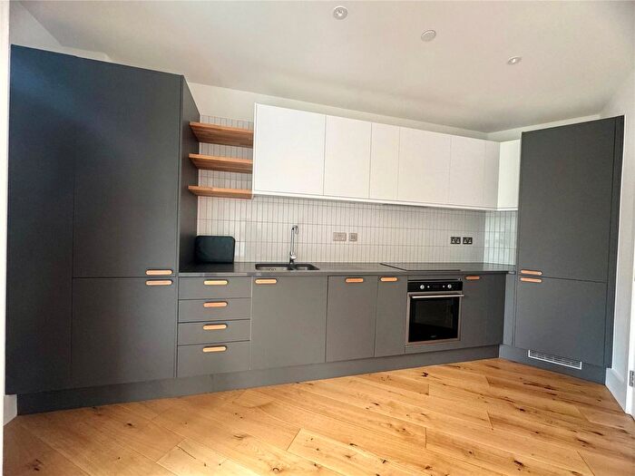 1 Bedroom Flat To Rent In Red Clover Gardens, Coulsdon, CR5