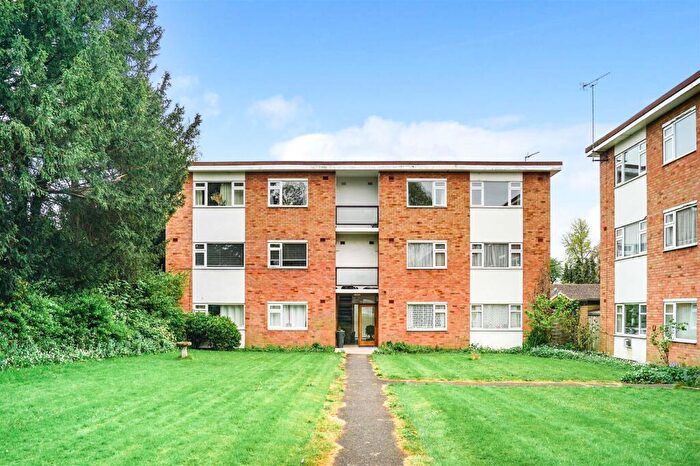 2 Bedroom Apartment To Rent In Upper Holly Walk, Leamington Spa, CV32