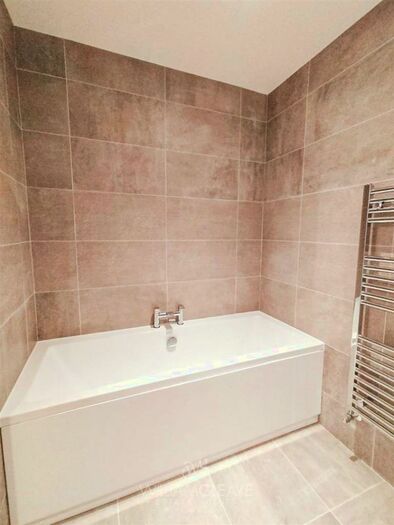 2 Bedroom Apartment To Rent In College Avenue, Rhos On Sea, Colwyn Bay, LL28