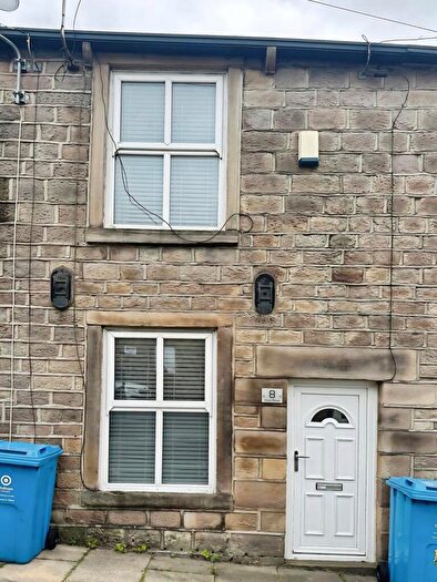 2 Bedroom Terraced House To Rent In Cross Street, Lees, Oldham, OL4