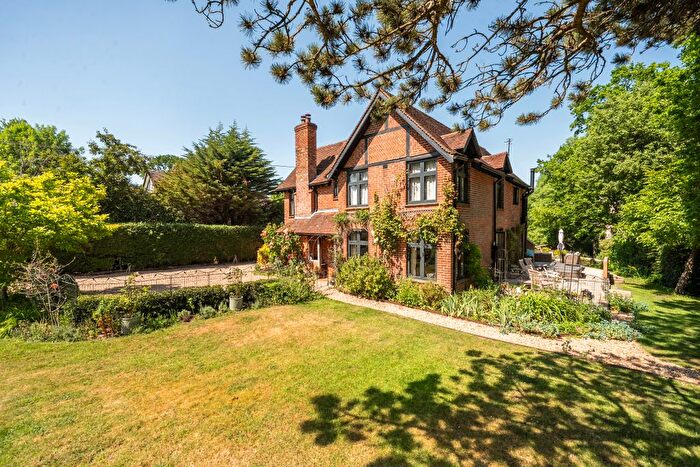 5 Bedroom Detached House For Sale In Tunbridge Wells Road, Mayfield, TN20