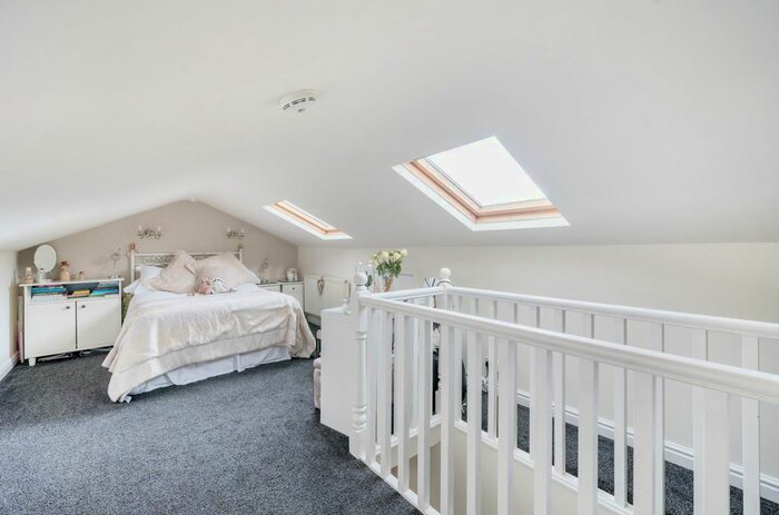 3 Bedroom Bungalow For Sale In Water Lane, Middlestown, Wakefield, West Yorkshire, WF4