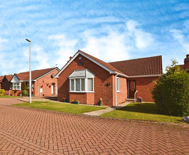 3 Bedroom Detached Bungalow For Sale In Grassam Close, Preston, Hull, HU12
