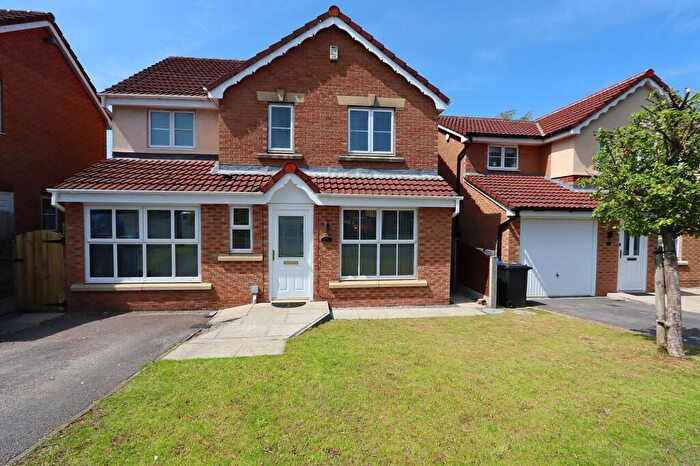 4 Bedroom Detached House To Rent In Woodvale Road, Radcliffe, M26