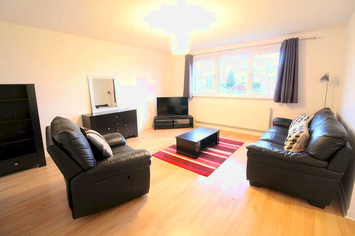 2 Bedroom Flat To Rent In Polmuir Road, Aberdeen, AB11