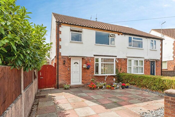 3 Bedroom Semi-Detached House For Sale In Maxwell Close, Whitby, Ellesmere Port, Cheshire, CH65
