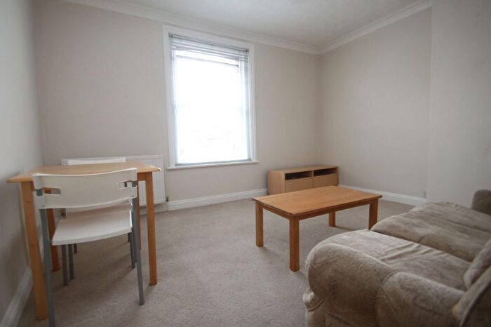 2 Bedroom Property To Rent In The Triangle, Bournemouth, BH2