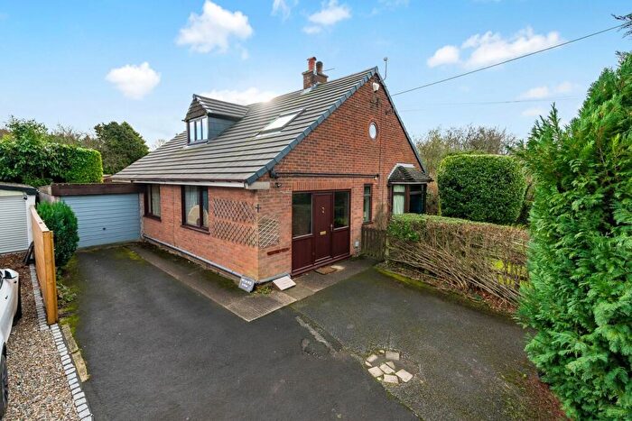 4 Bedroom Detached House For Sale In Alderley Road, Mottram St Andrew, Macclesfield, SK10