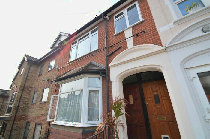 1 Bedroom Flat To Rent In Cantwell Road, London, SE18