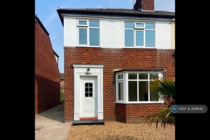 3 Bedroom Semi-Detached House To Rent In Croes Atti Lane, Oakenholt, Flint, CH6