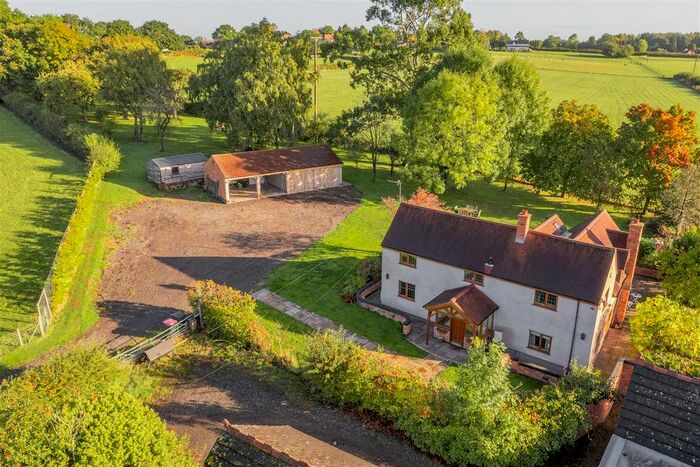 4 Bedroom Detached House For Sale In Wall Hill Road, Corley, Coventry, CV7