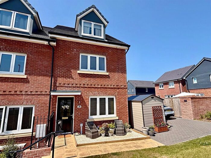 3 Bedroom End Terrace House For Sale In Ffordd Brynderi, Carway, Kidwelly, SA17
