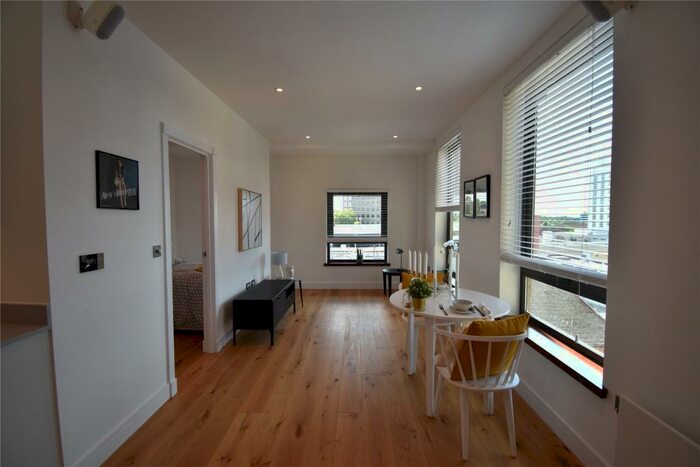 1 Bedroom Apartment To Rent In Circa, The Ring, Bracknell, Berkshire, RG12