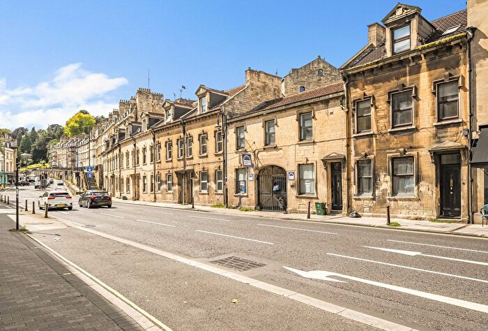 1 Bedroom Flat For Sale In Anglo Terrace, Bath, BA1