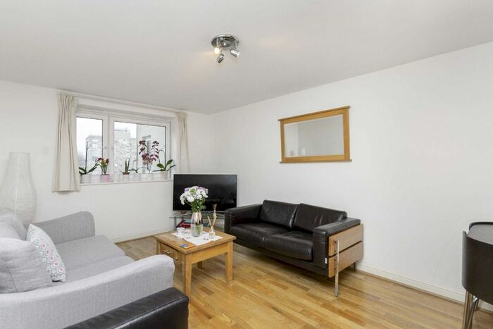 1 Bedroom Flat To Rent In Singapore Road, London, W13