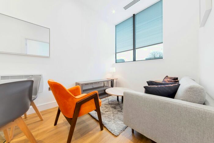 1 Bedroom Flat To Rent In Atria House, Bath Road, Slough, London, SL1