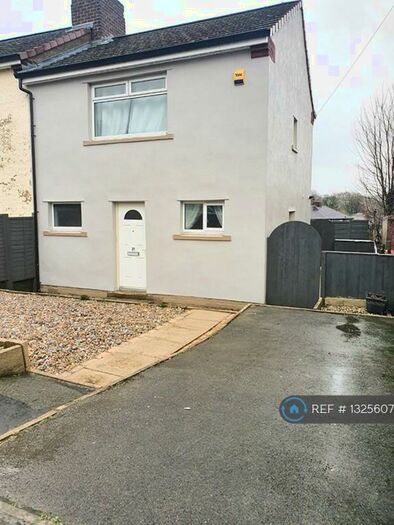 2 Bedroom Semi-Detached House To Rent In Coronation Mount, Keighley, BD22