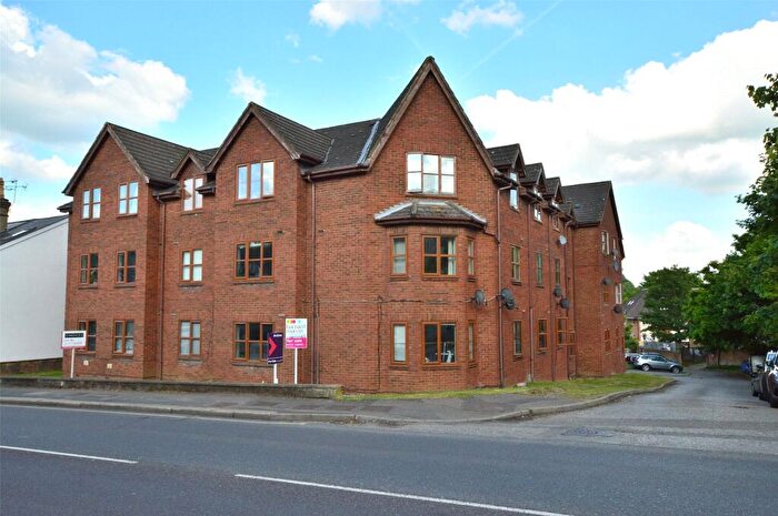 1 Bedroom Apartment For Sale In Wilton Road, Redhill, Surrey, RH1