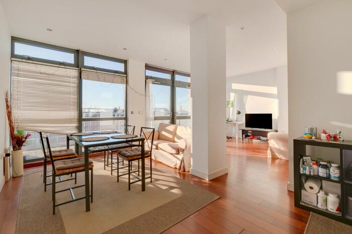 2 Bedroom Apartment To Rent In Pentonville Road London, N1