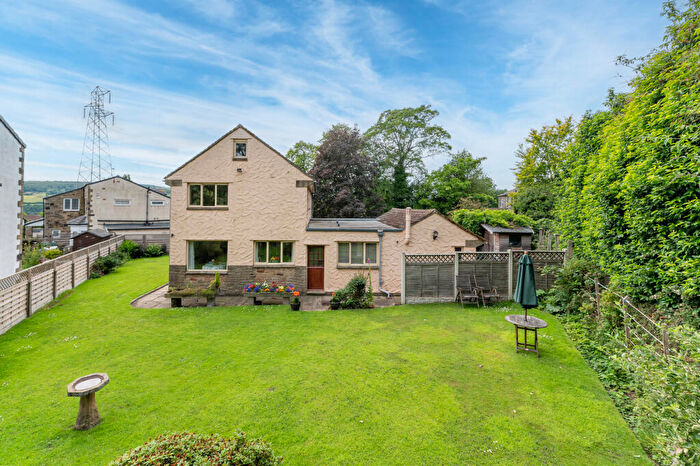 3 Bedroom Detached House For Sale In Morton Lane, East Morton, West Yorkshire, BD20