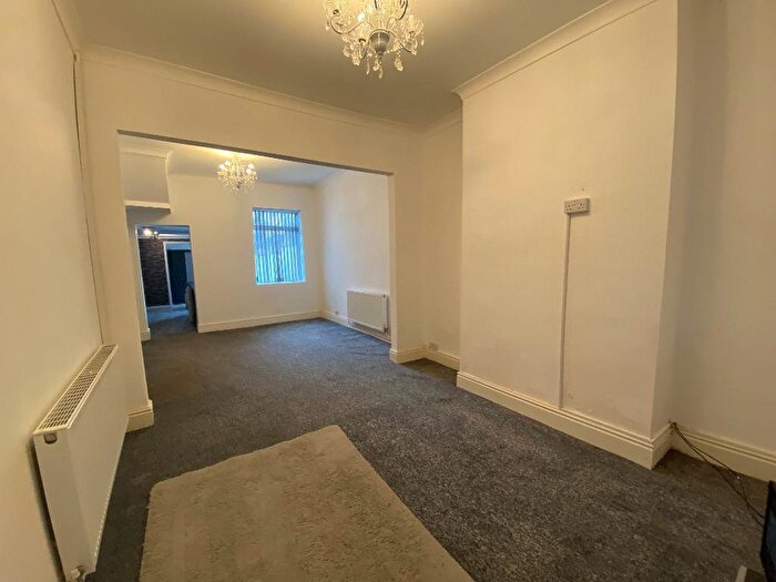 2 Bedroom Terraced House For Sale In Arthur Street, Hull, HU3