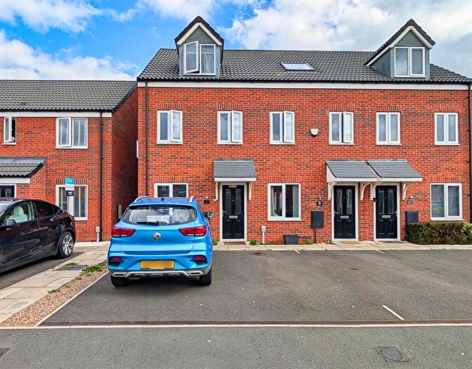 3 Bedroom Town House For Sale In Ruddy Road, Stoke Bardolph, Burton Joyce, Nottingham, NG14