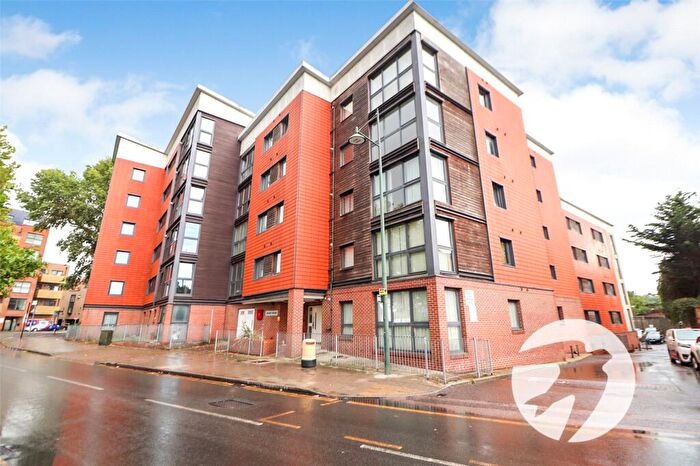 1 Bedroom Flat For Sale In West Street, Erith, DA8