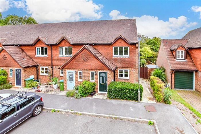 3 Bedroom End Of Terrace House For Sale In Furlong Close, Fontwell, Arundel, West Sussex, BN18