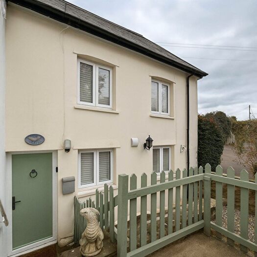 2 Bedroom Terraced House For Sale In Trallong, Brecon, LD3