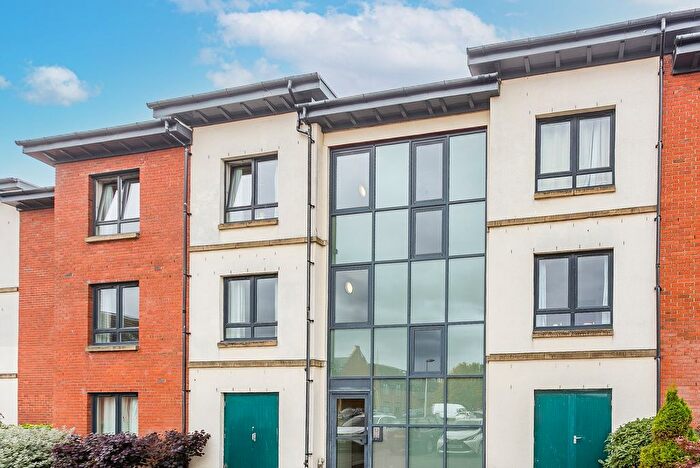 2 Bedroom Flat For Sale In New Mart Square, Chesser, Edinburgh, EH14
