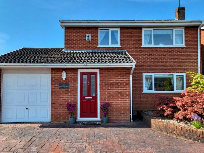 3 Bedroom Detached House For Sale In Birkdale Road, Wrexham, LL13