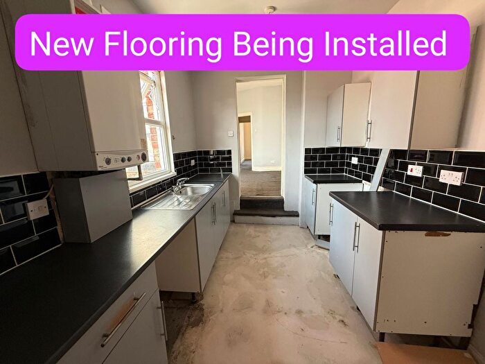 2 Bedroom Flat To Rent In Miller Street, Gateshead, NE8