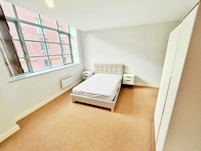 Studio To Rent In Upper Allen Street, Sheffield, S3