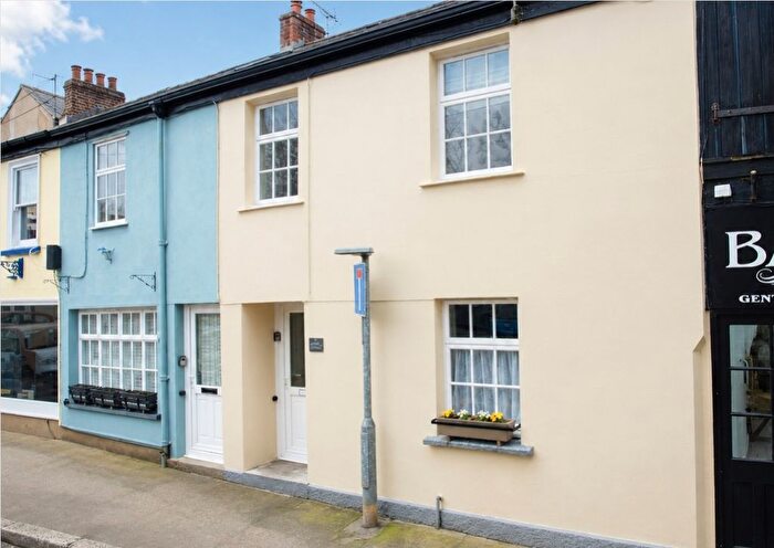 3 Bedroom Terraced House For Sale In Parade Square, Lostwithiel, Cornwall, PL22